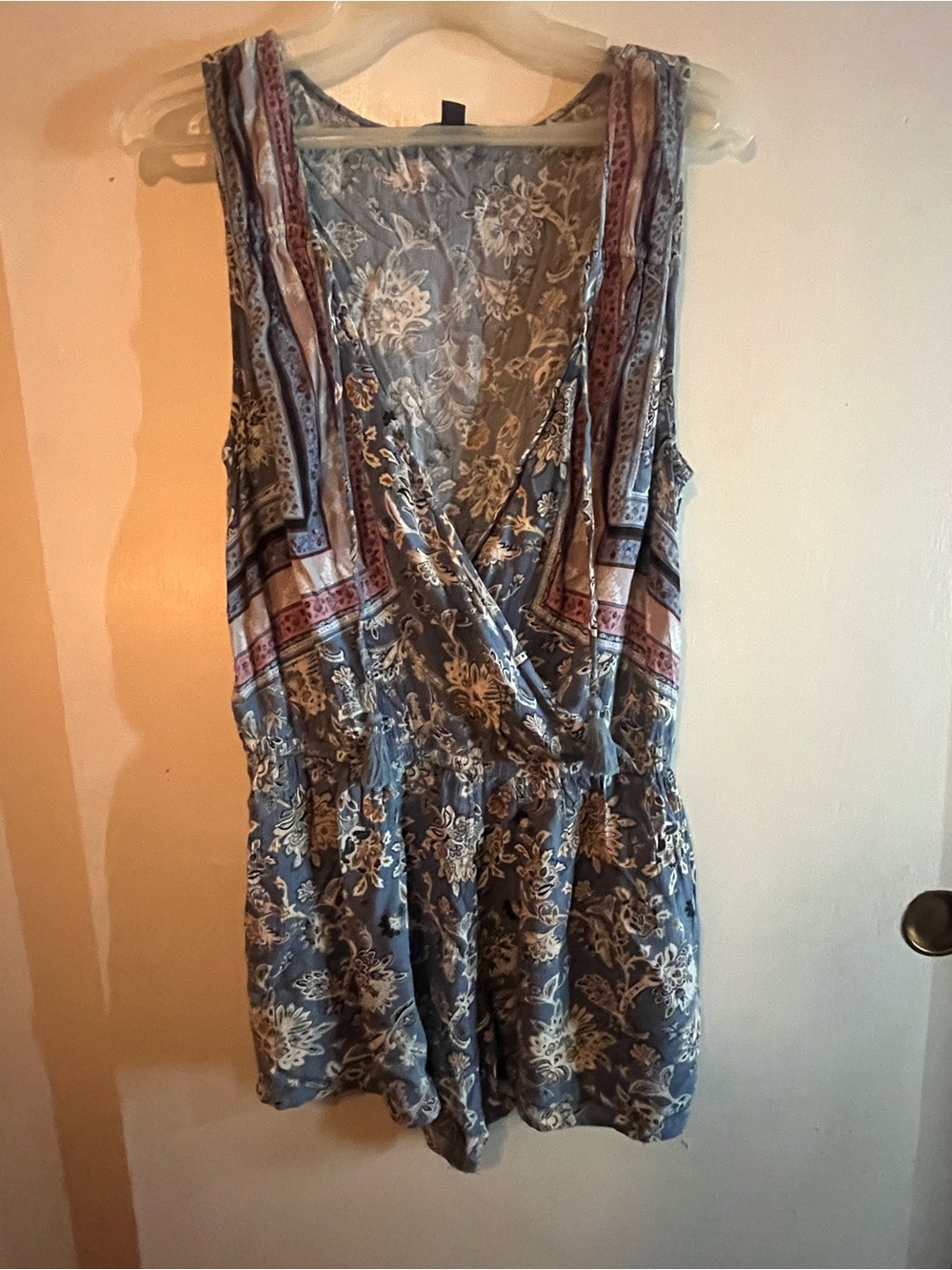 American Eagle Outfitters Blue Floral Sleeveless Romper with Border Print